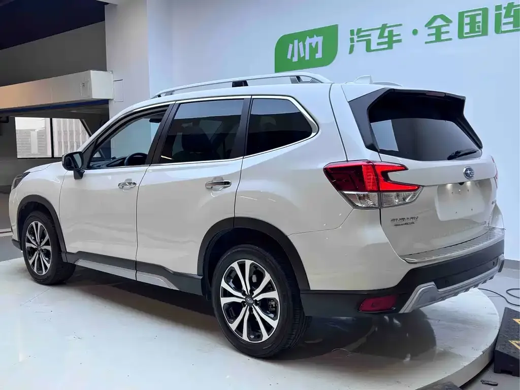 Subaru Forester 2023 из CN, фото 9