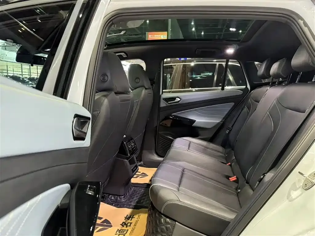 Volkswagen ID.4 X 2023 из CN, фото 3