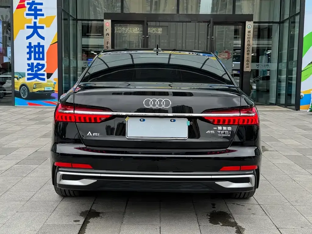 Audi A6L — фото 7