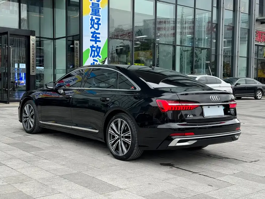 Audi A6L — фото 6