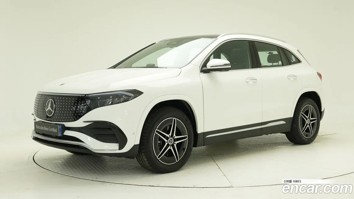 Mercedes-Benz EQA — фото 1