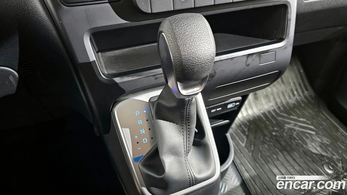 Hyundai Staria — фото 4