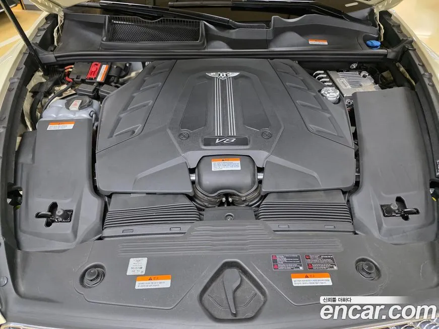 Bentley Bentayga 2023 из KR, фото 3