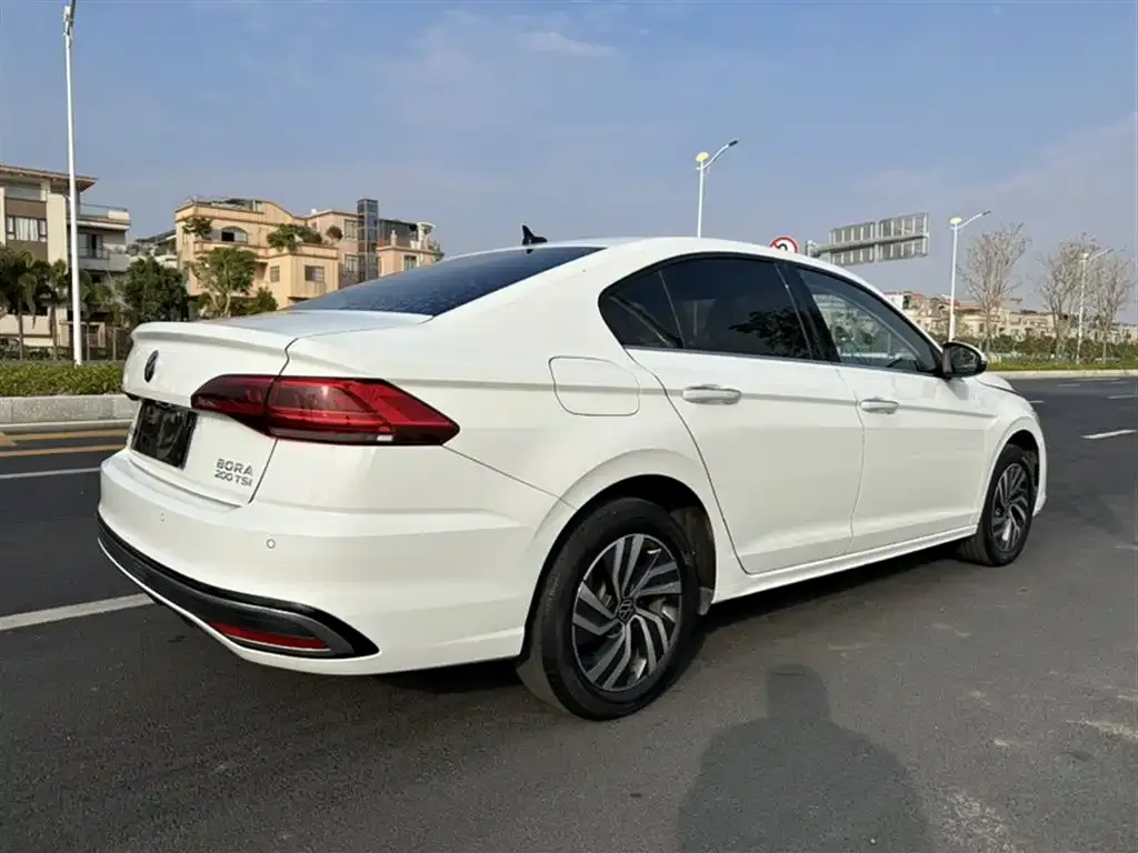 Volkswagen Bora 2022 из CN, фото 4
