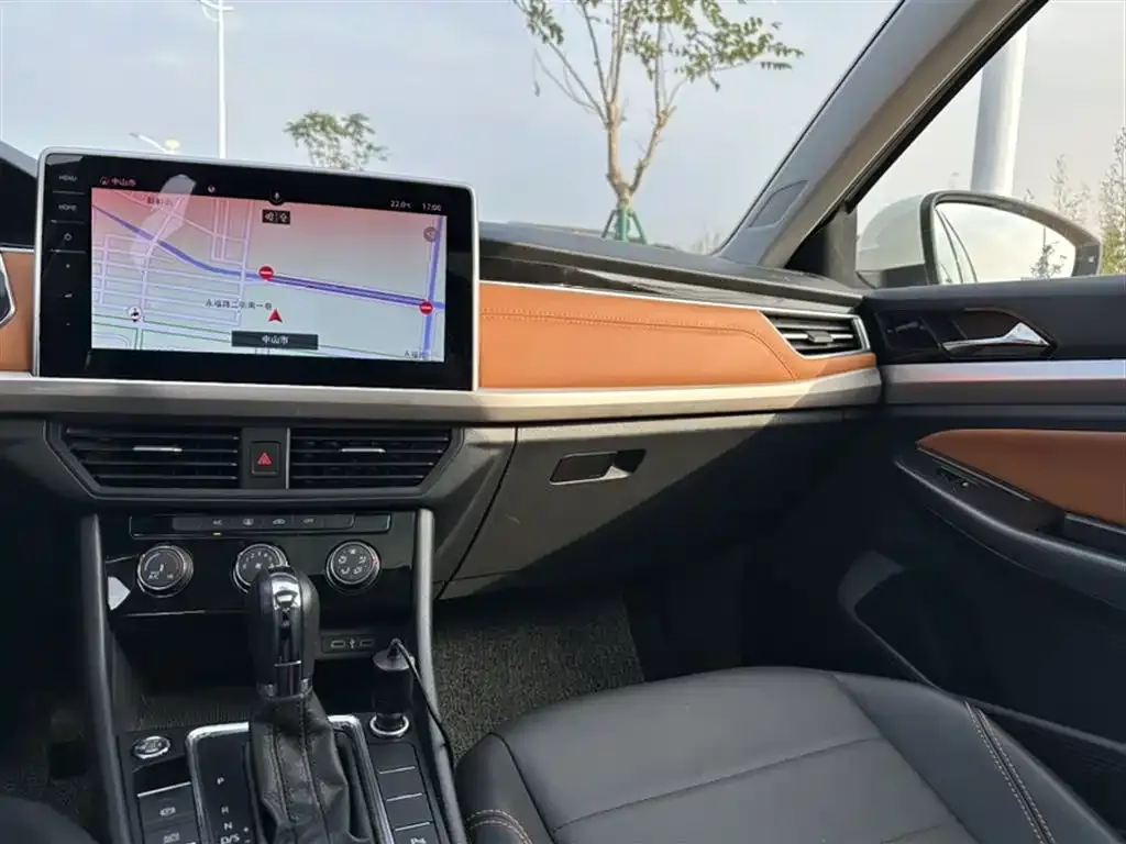 Volkswagen Bora 2022 из CN, фото 2