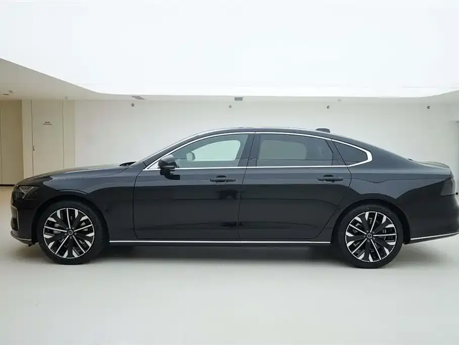 Volvo S90 — фото 5