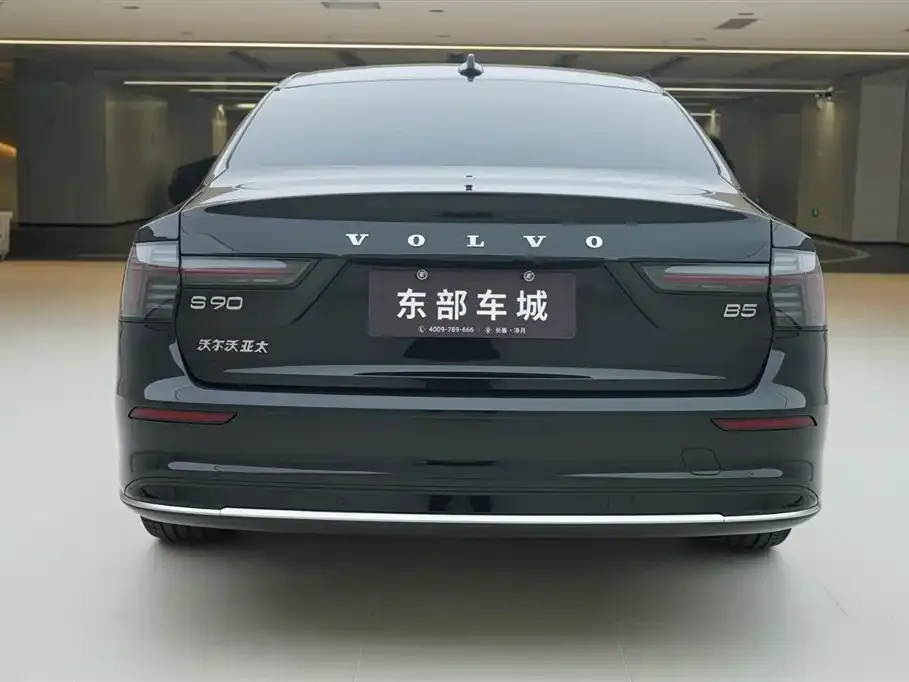 Volvo S90 — фото 4