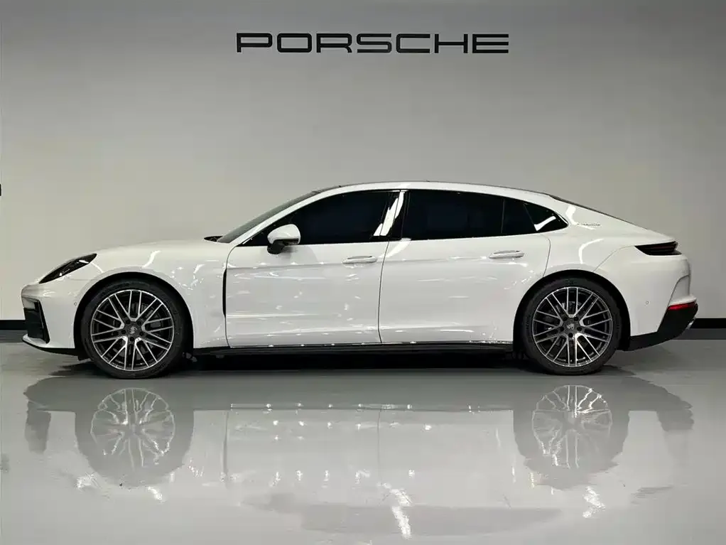 Porsche Panamera 2025 из CN, фото 3
