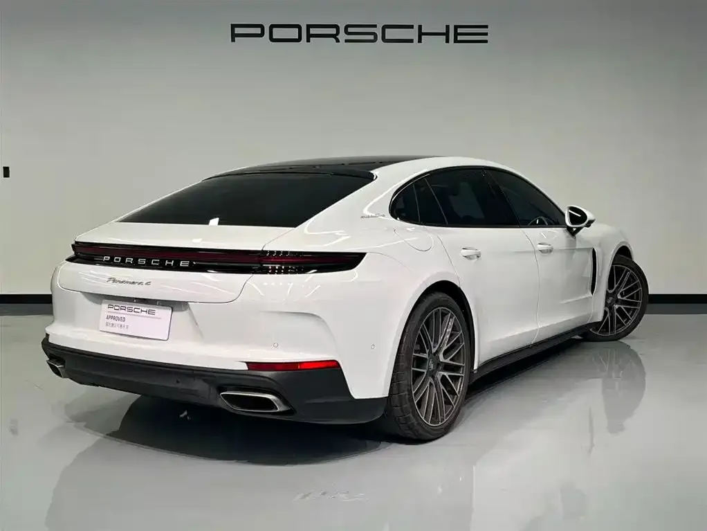 Porsche Panamera 2025 из CN, фото 7