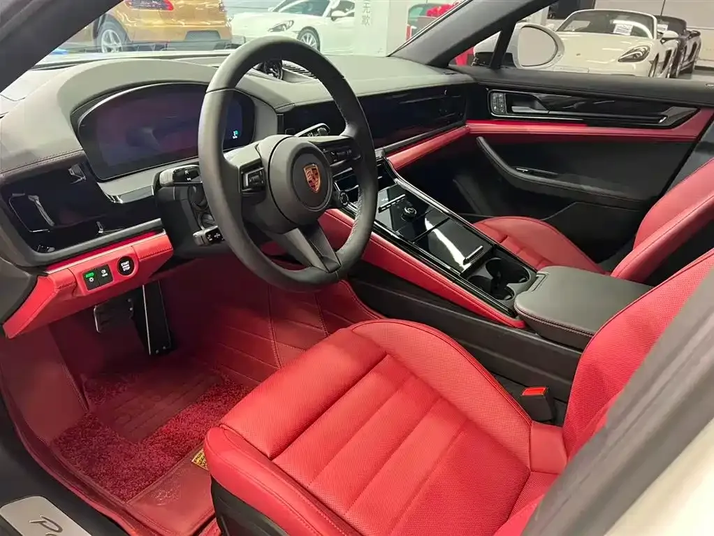 Porsche Panamera 2025 из CN, фото 10