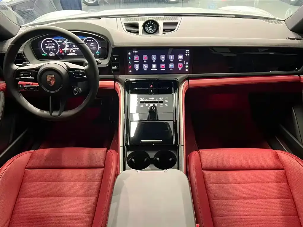 Porsche Panamera 2025 из CN, фото 8