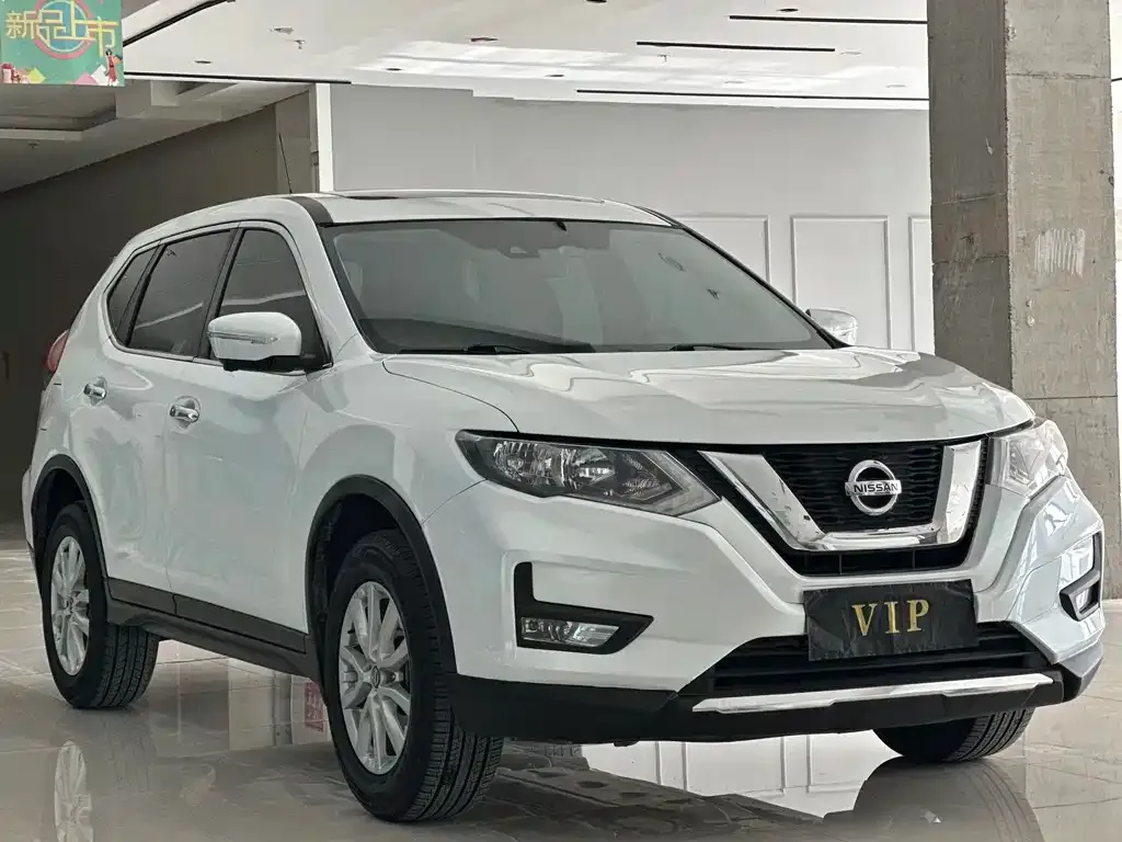 Nissan X-Trail — фото 4