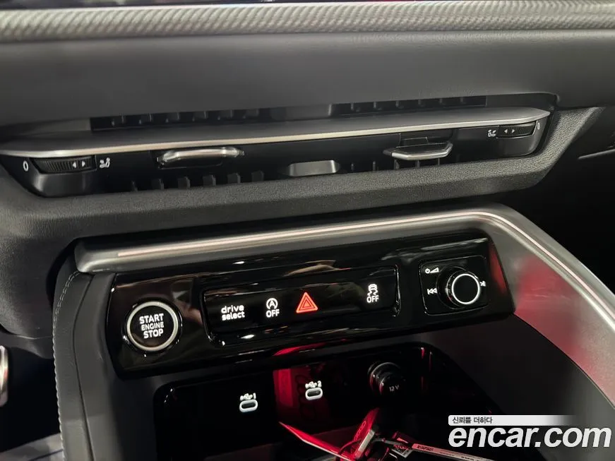 Audi Q5 2025 из KR, фото 7