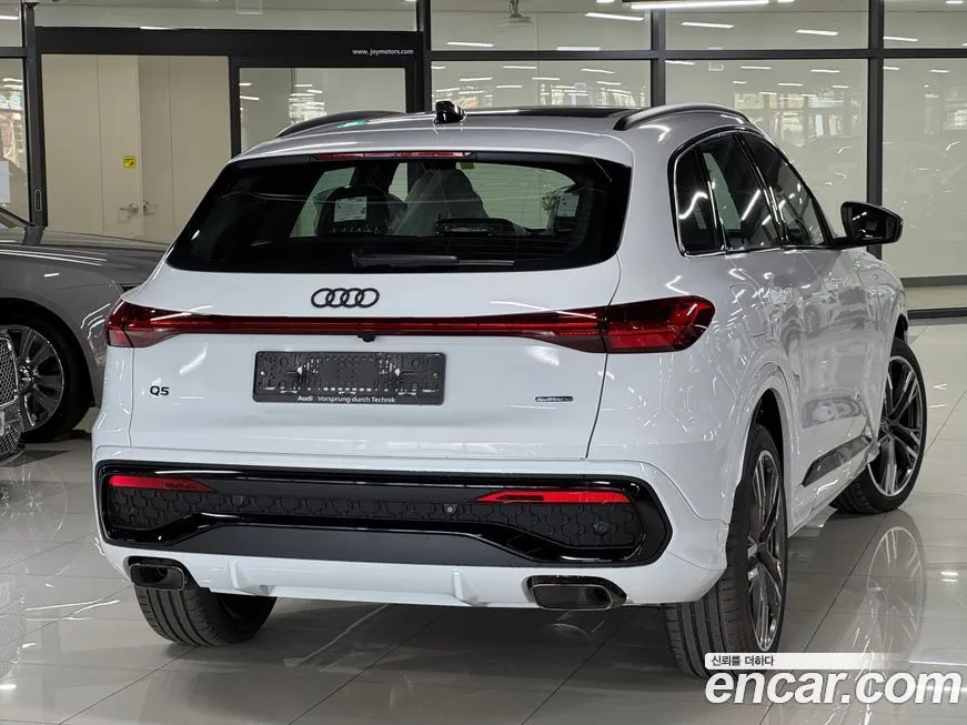 Audi Q5 2025 из KR, фото 2