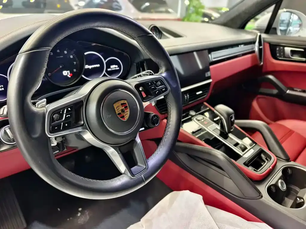 Porsche Cayenne 2023 из CN, фото 10
