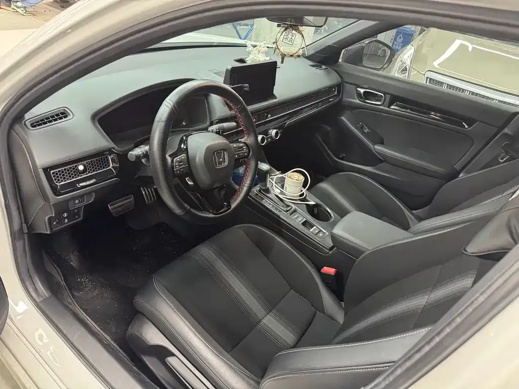 Honda Civic 2022 из CN, фото 5