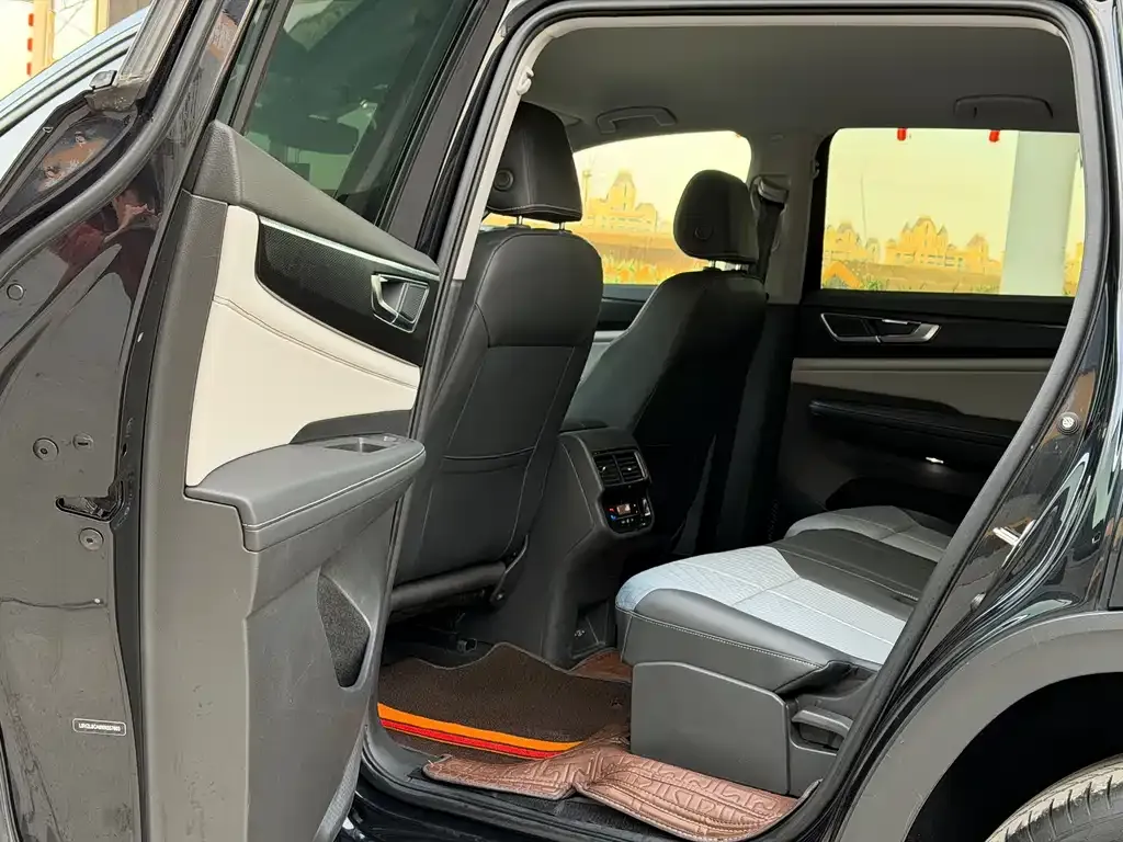 Volkswagen Teramont 2023 из CN, фото 7