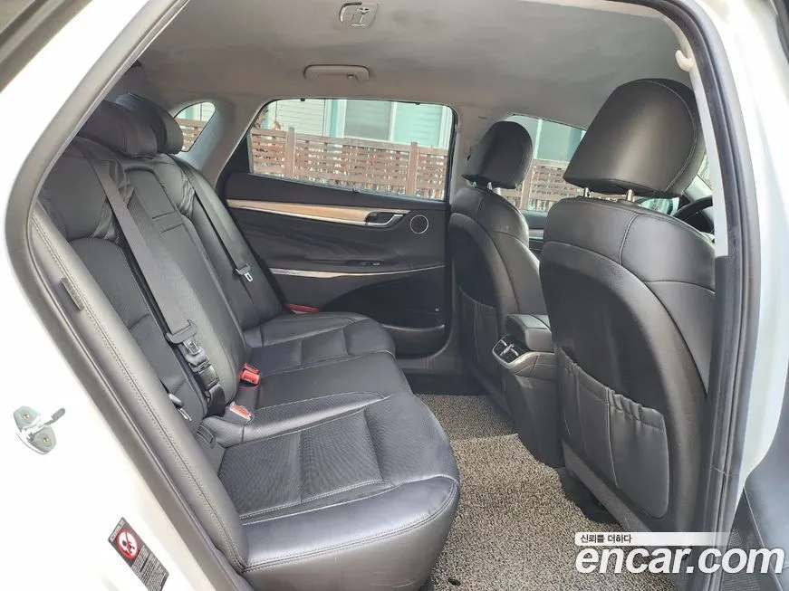 Hyundai Grandeur — фото 10