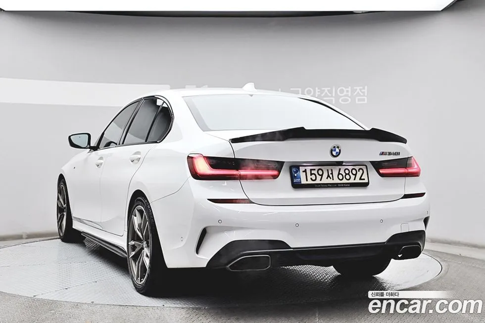 BMW 3-Series 2022 из KR, фото 10