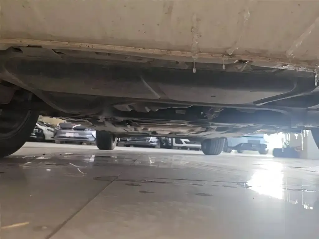 Skoda Karoq 2023 из CN, фото 2