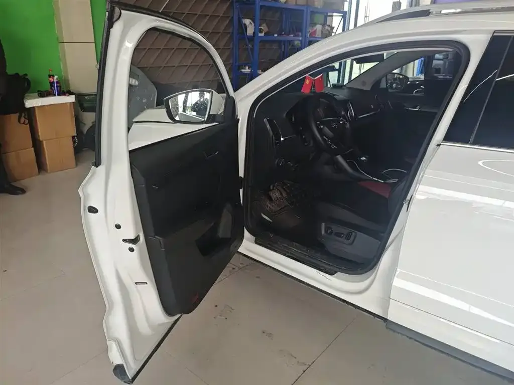 Skoda Karoq 2023 из CN, фото 8