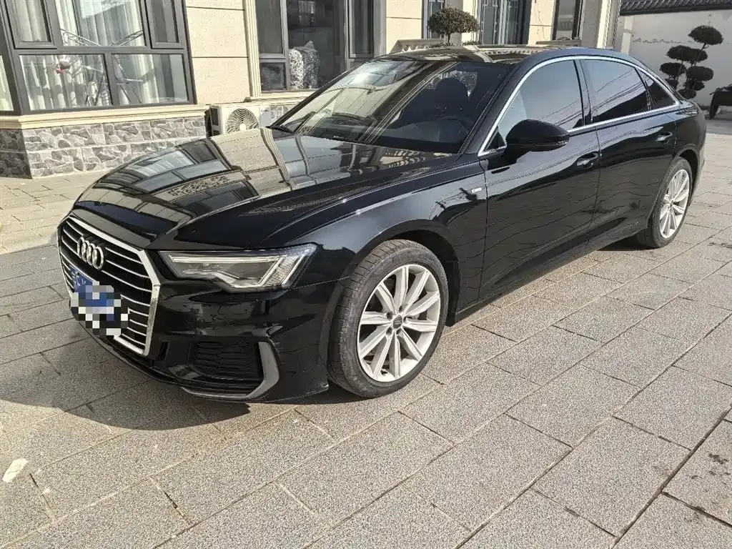 Audi A6L 2021 из CN, фото 1