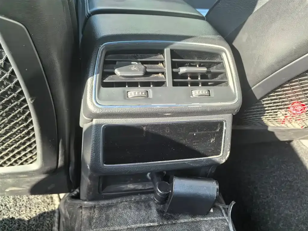 Audi A6L 2021 из CN, фото 2