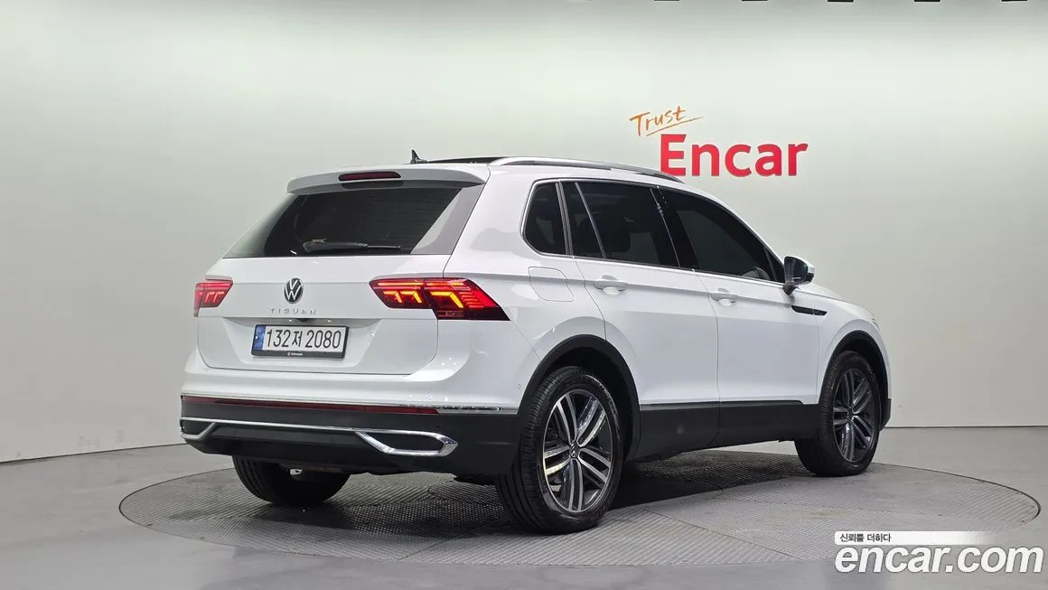 Volkswagen Tiguan — фото 3