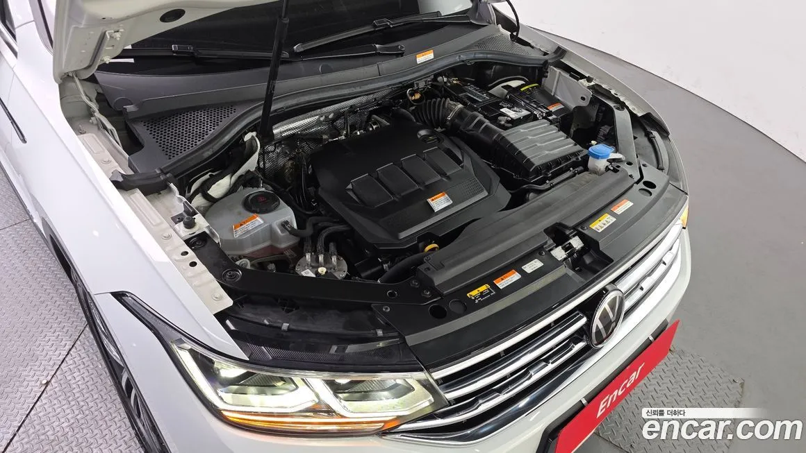 Volkswagen Tiguan — фото 9