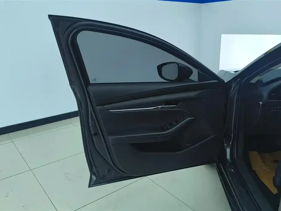 Mazda 3 Axela 2024 из CN, фото 9