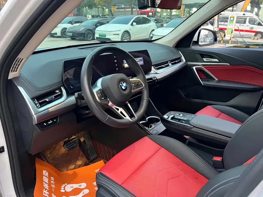 BMW X1 2023 из CN, фото 8