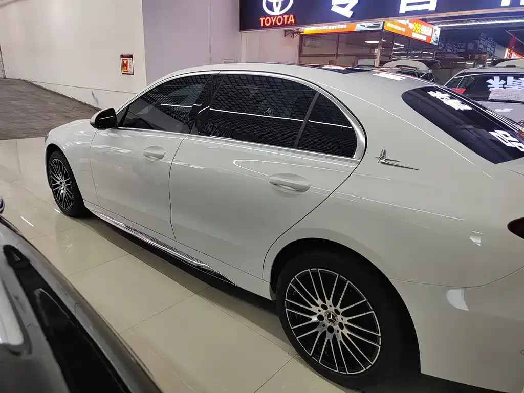 Mercedes-Benz C-Class 2024 из CN, фото 6