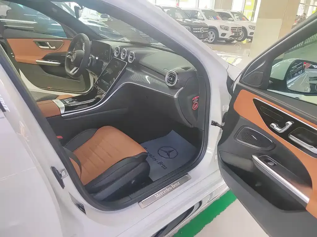Mercedes-Benz C-Class 2024 из CN, фото 4