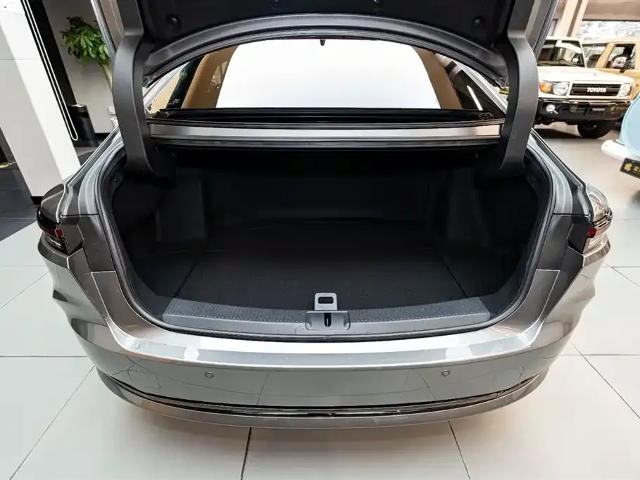 Toyota Crown (Import) 2026 из CN, фото 7