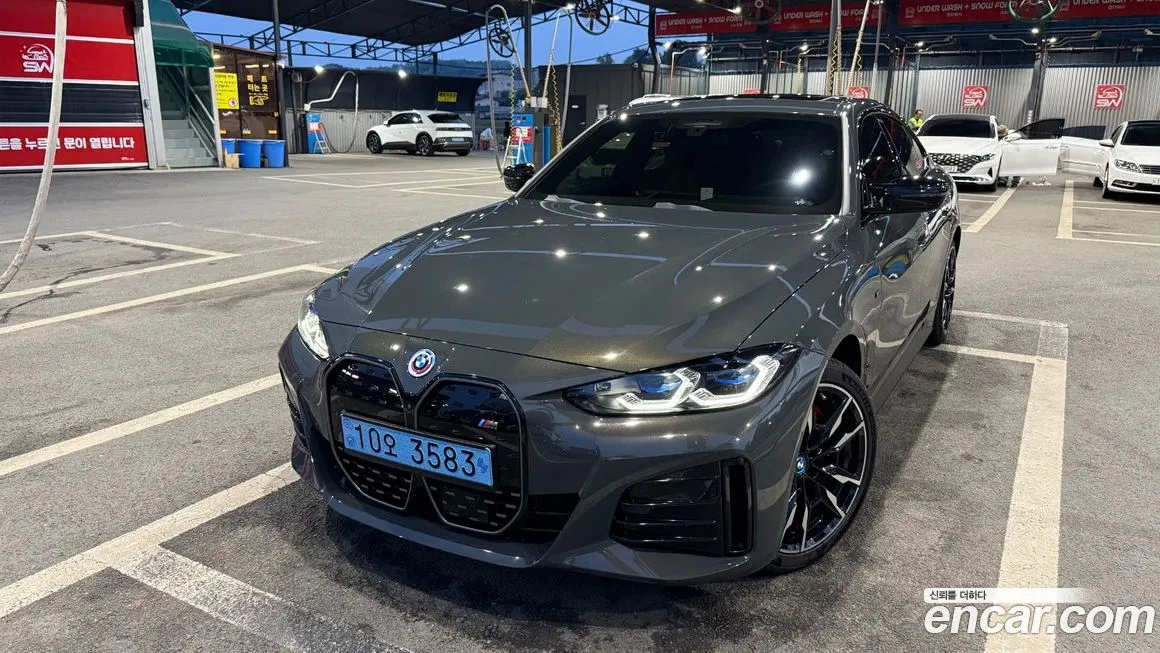 BMW i4 — фото 4
