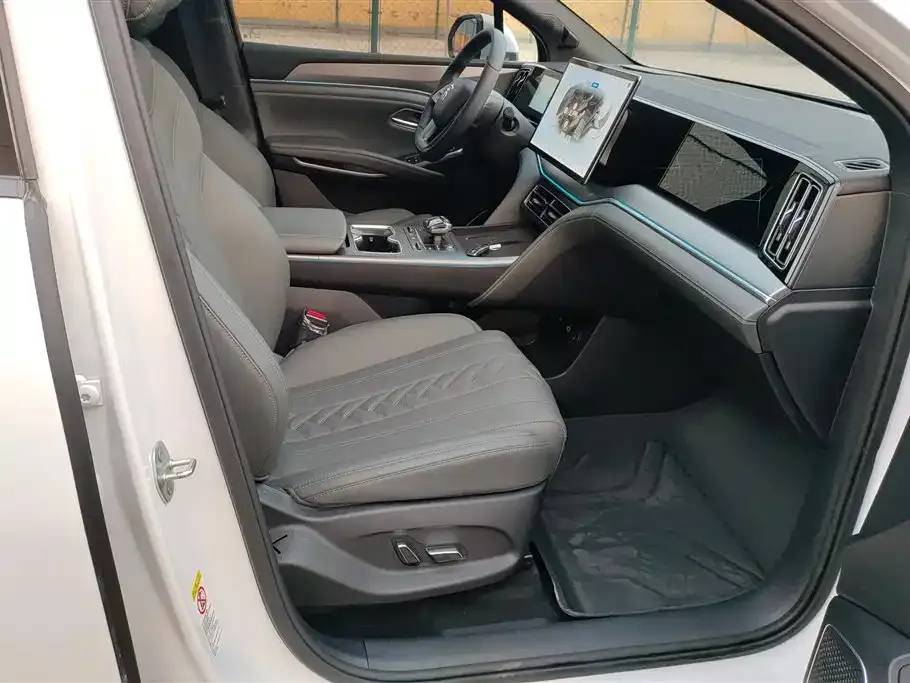 BYD L DM-i 2025 из CN, фото 5