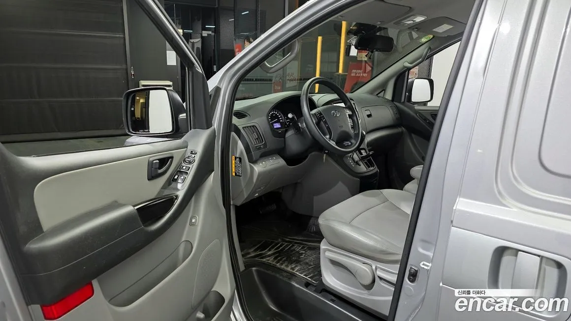 Hyundai Starex 2021 из KR, фото 3