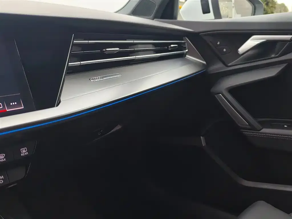 Audi A3 2025 из CN, фото 7