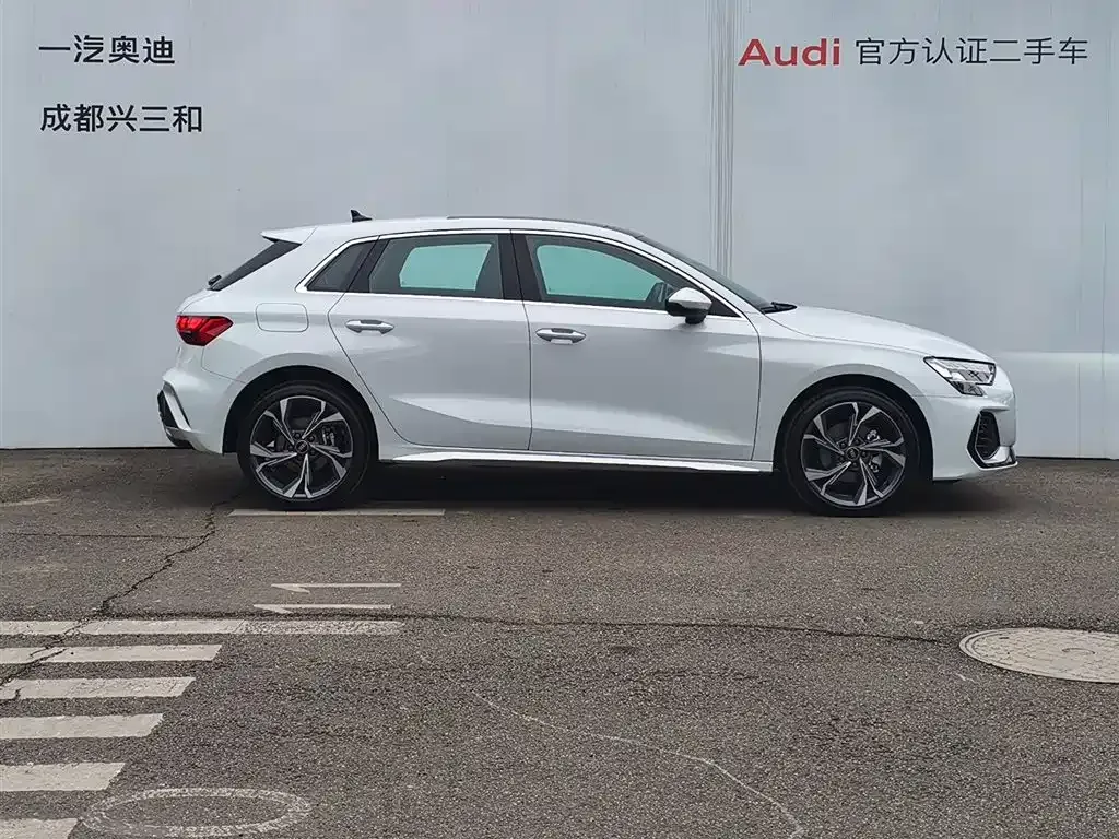 Audi A3 2025 из CN, фото 8