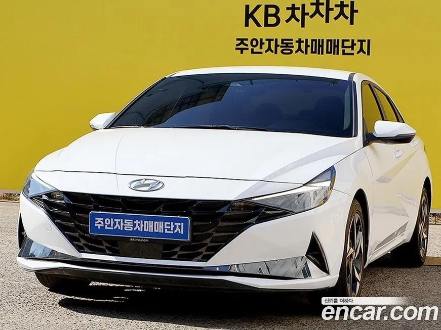 Hyundai AVANTE — фото 2