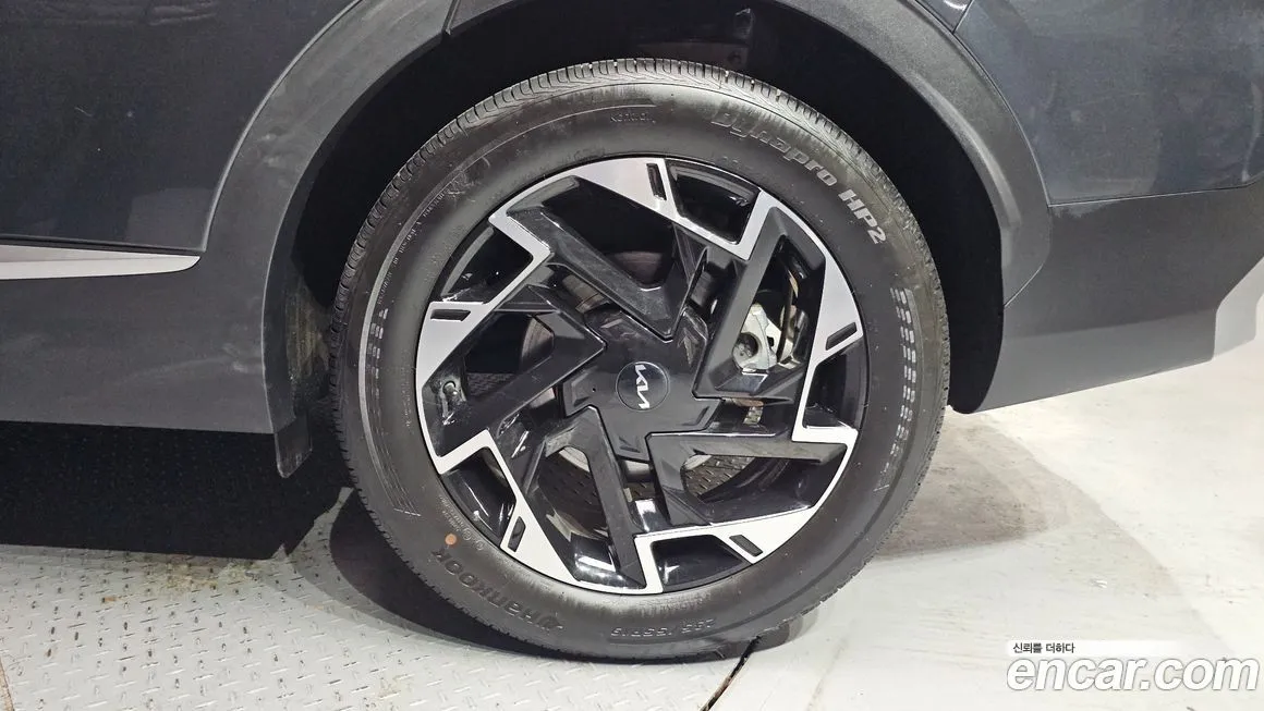 Kia Sportage — фото 6