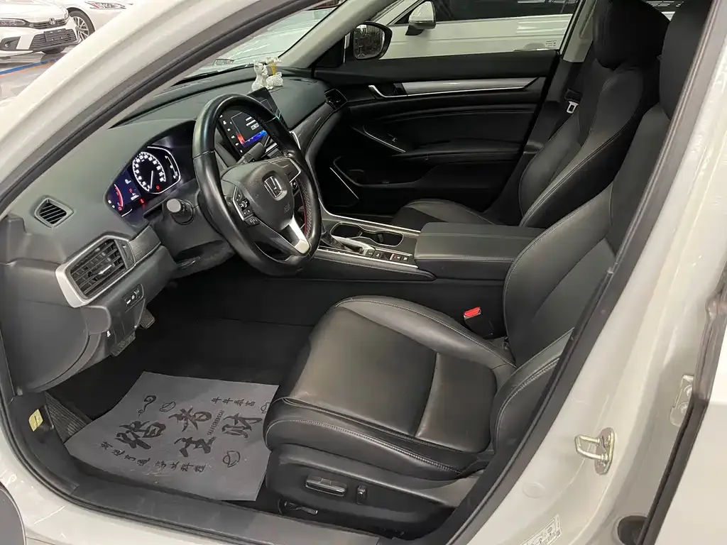 Honda Accord 2023 из CN, фото 3