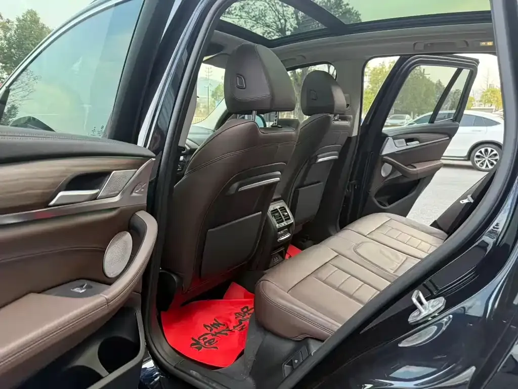 BMW X3 2021 из CN, фото 8