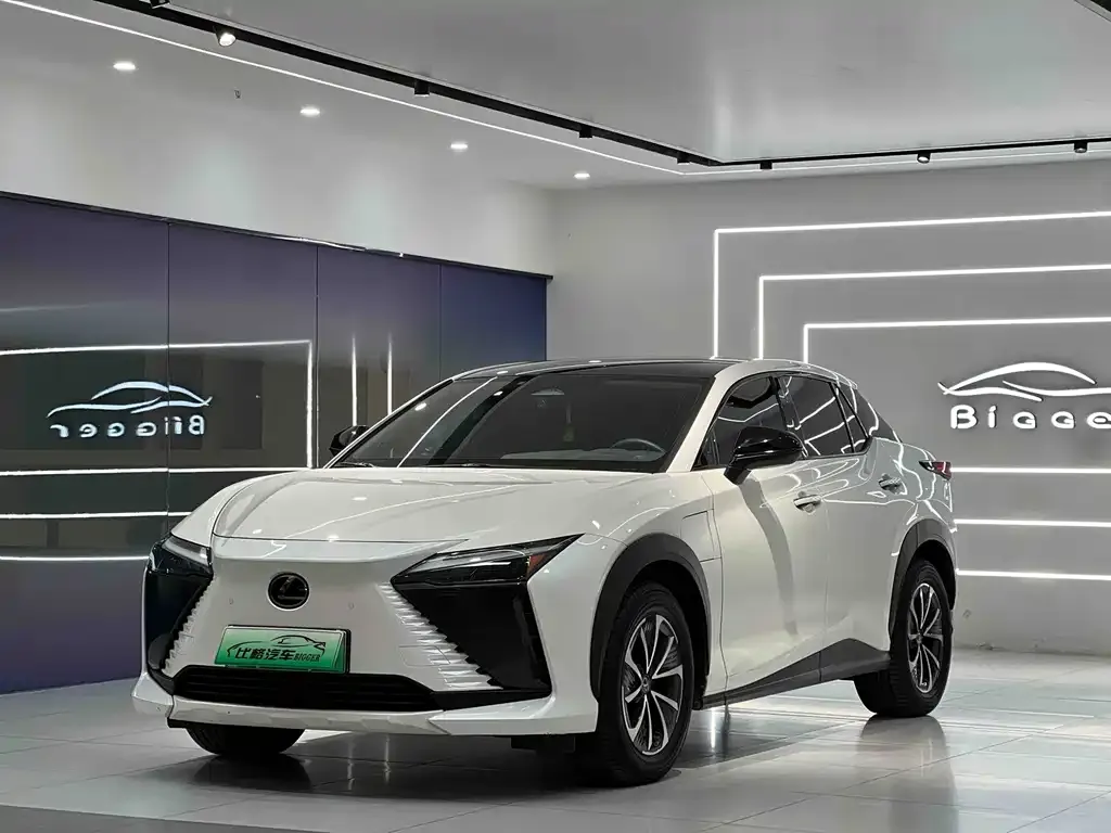 Lexus RZ 2023 из CN, фото 1