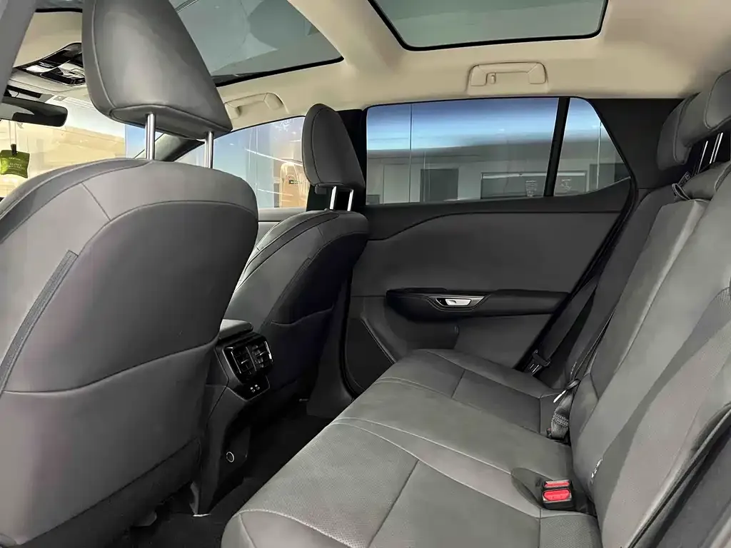 Lexus RZ 2023 из CN, фото 4