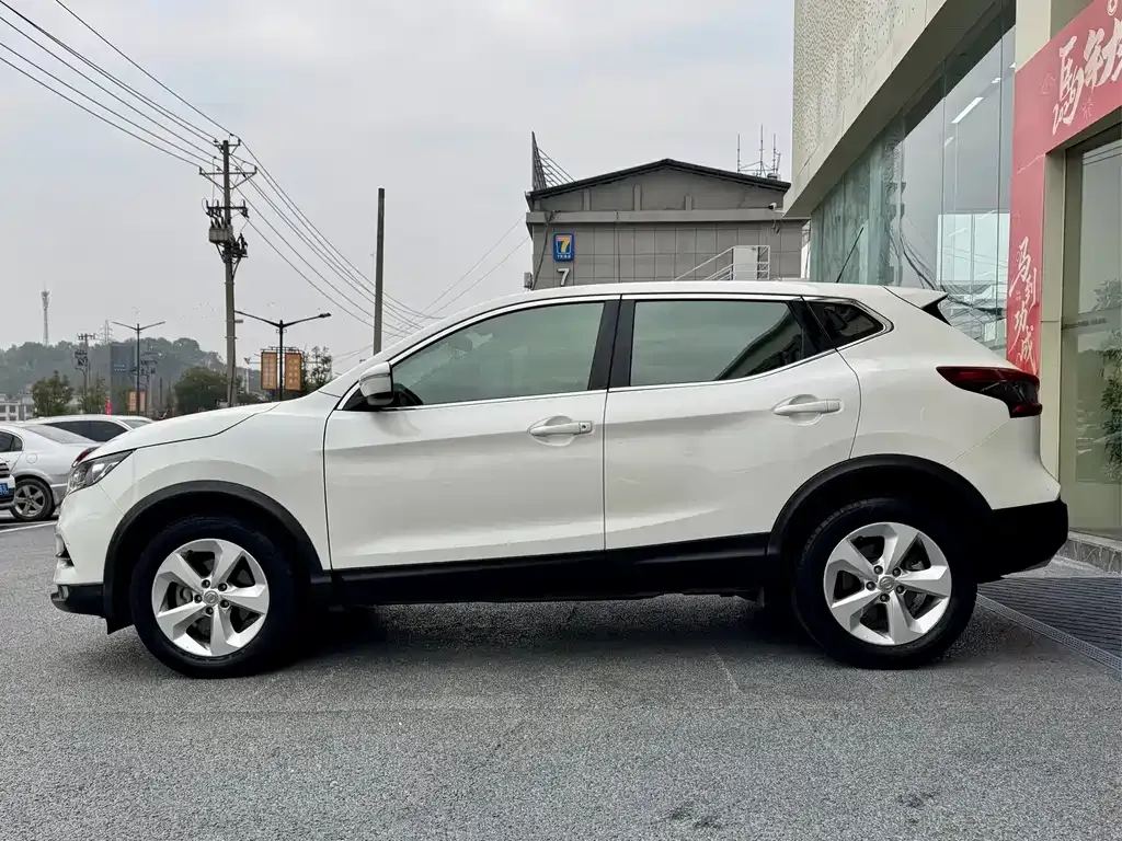 Nissan Qashqai 2021 из CN, фото 4