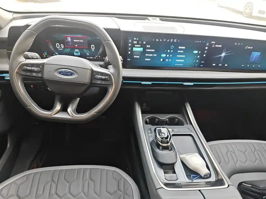 Ford Edge — фото 3