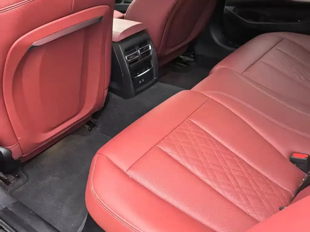 BMW 3 Series 2023 из CN, фото 4