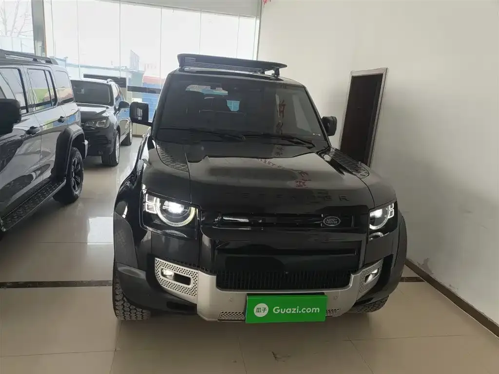 Land Rover Defender 2023 из CN, фото 3