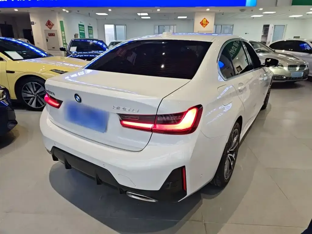 BMW 3 Series 2024 из CN, фото 5